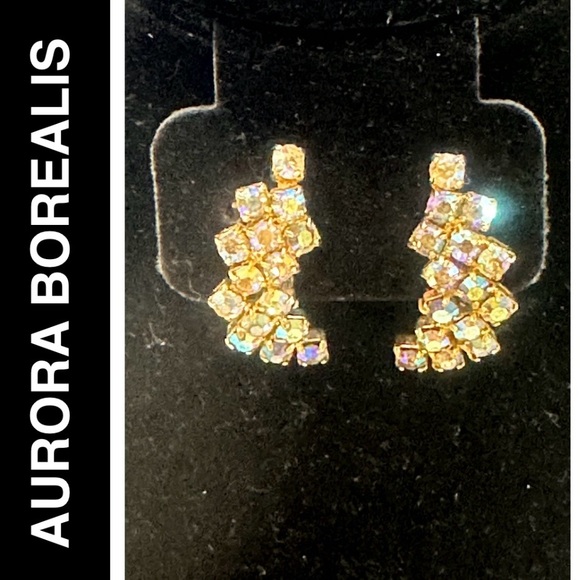 Unknown Jewelry - Vintage Aurora Borealis AB Rhinestone Clip-On Earrings